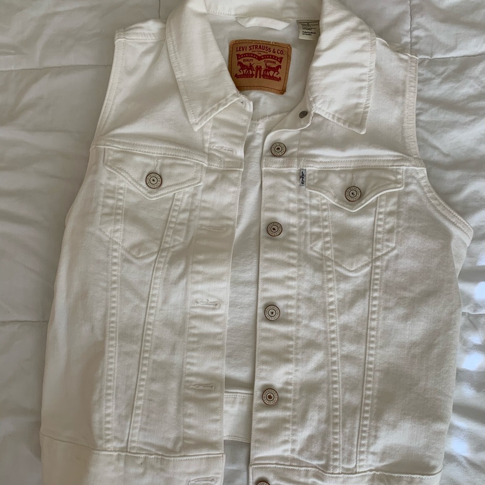 Levi’s White Denim Vest